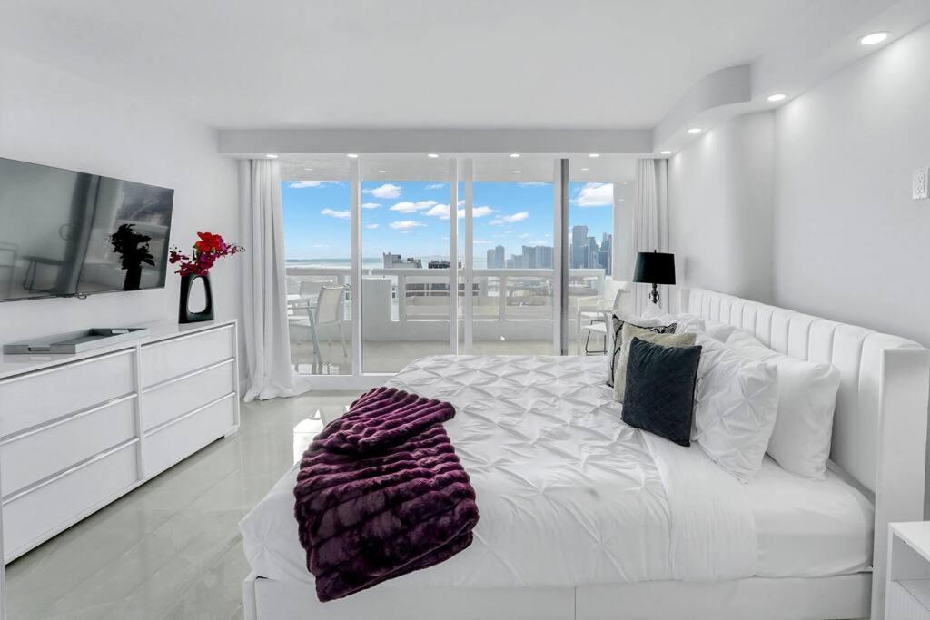 Shades Of Miami Sky Penthouse! Newly Renovated Lejlighed Eksteriør billede